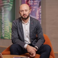 David Nishnianidze, Mba
