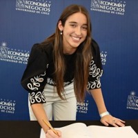 María Victoria Calderón Johnson