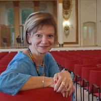 Andrea Strobl