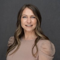 Christina Dustin, Ba