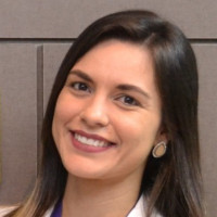 Kênia Santos
