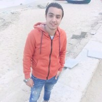 Ali Essmat