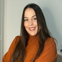 Amanda C. B. De Almeida