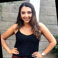 Angie Moya