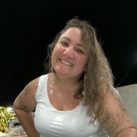 Tharciane Lhamas Gomes