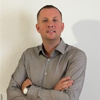 Vedran Mikić