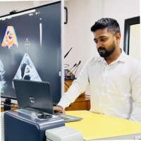 Akhil Ks