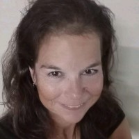 Sharon Lynn