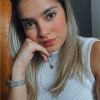 Larissa Souza