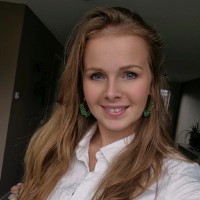 Lizzy Cox