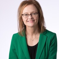 Angie Johnson, Cia