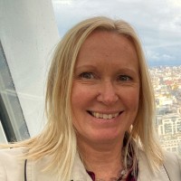 Linda Nicholson