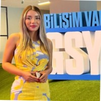 Ebru Sezer