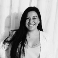 Mayra Veneros Lescano