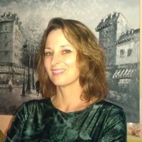 Angela Vanderkarr, LMT, NOTARY
