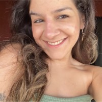 Lívia Simões