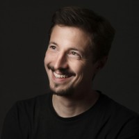 Julian Höll