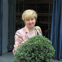 Пчелова Елена