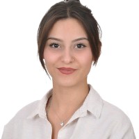 Gamze Akar