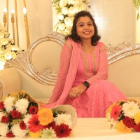 Dr G Das