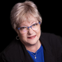 Suzanne Stempinski