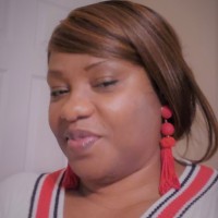 Yvonne Enow