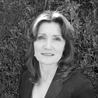 Melanie Hill
