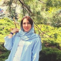 Parisa Momeni