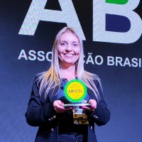 Luciane Nobrega