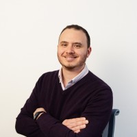 César G. Cuéllar