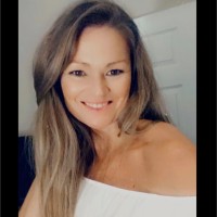Carrie Abbott