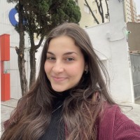 Thays Avila