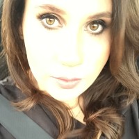 Laís L.