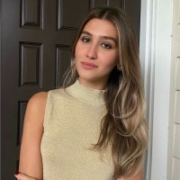 Isabella R.