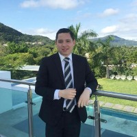 Alexander Ruiz