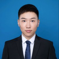 李龙昊