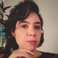 Bruna Capuzo Corrêa