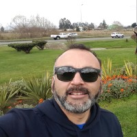 HUGO MONTECINOS