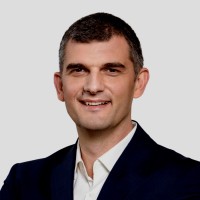 Milan Milosevic, Emba