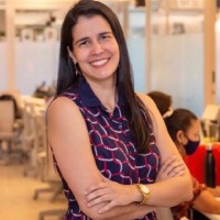 Juliana Queiroz Arantes