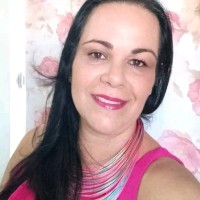 ANA CLAUDIA DE FARO BORGES
