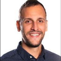 Péter Szarvasi