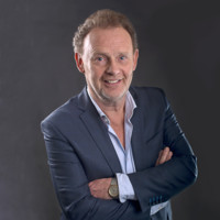 Tom van Dijck