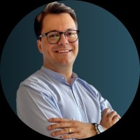 Bruno Éber Scutare Santos