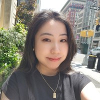 Chenyi / Chloe Lin