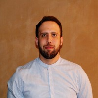 Daniel E Silva