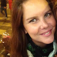 Lucia de A. B. Moura