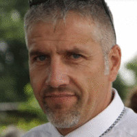 Stephane Bompoil