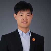 杨春平