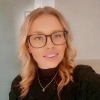 Sharna Youngs
